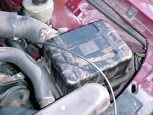 airbox.jpg (41287 bytes)